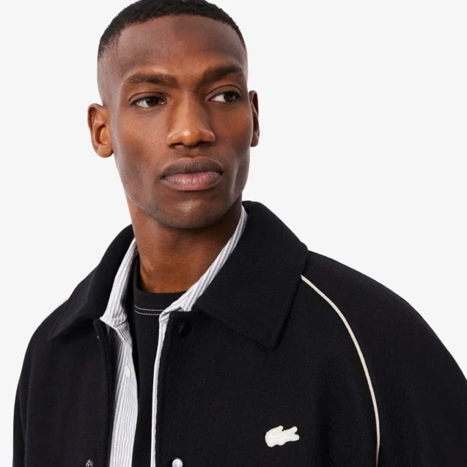 Veste universitaire en laine pour homme avec insigne Veste universitaire en laine pour homme avec insigne
