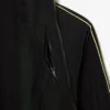 Veste zippée imperméable pour homme avec détails contrastés Veste zippée imperméable pour homme avec détails contrastés